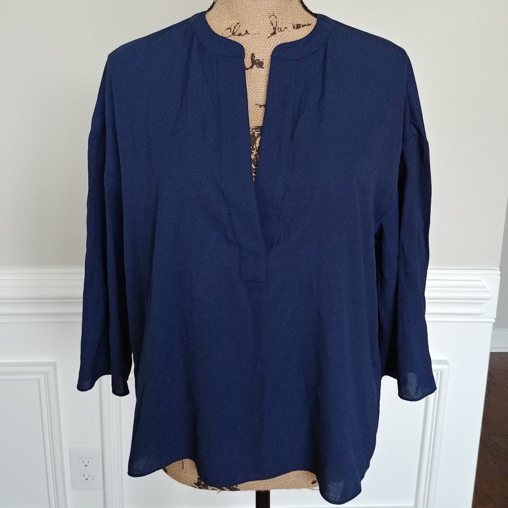 🛍️ Banana 3/4 Sleeve Top Blouse Navy Blue V Neck Sheer Size: XS